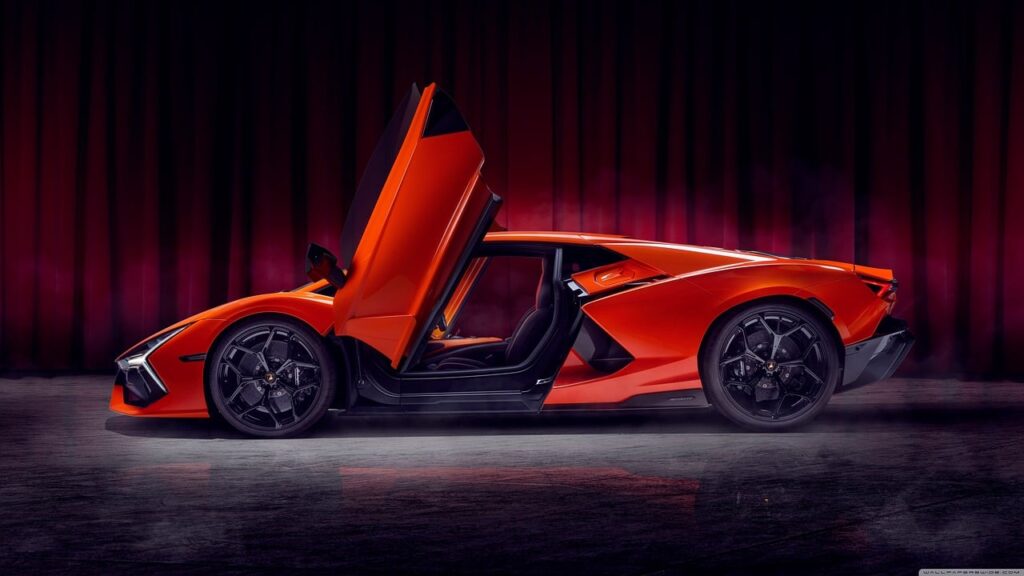 layered short shaggy hairstyles over 50